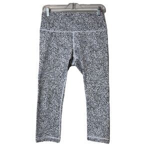 Lululemon Wunder Under Crop Hi-Rise Full-On Luxtreme 21” Ditsy Daisy Blk Wht 10